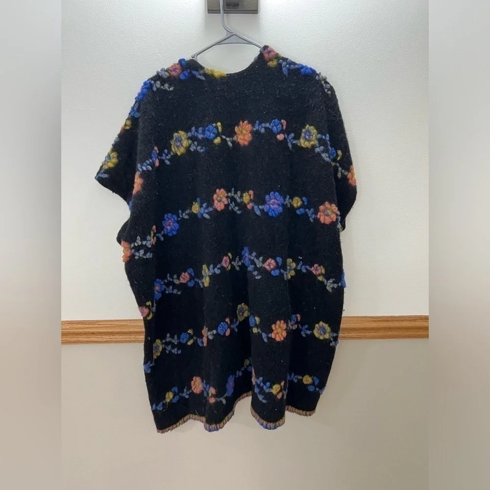 Iperico Flower Knit Shawl Wool Cardigan Made In Italy one size fits most